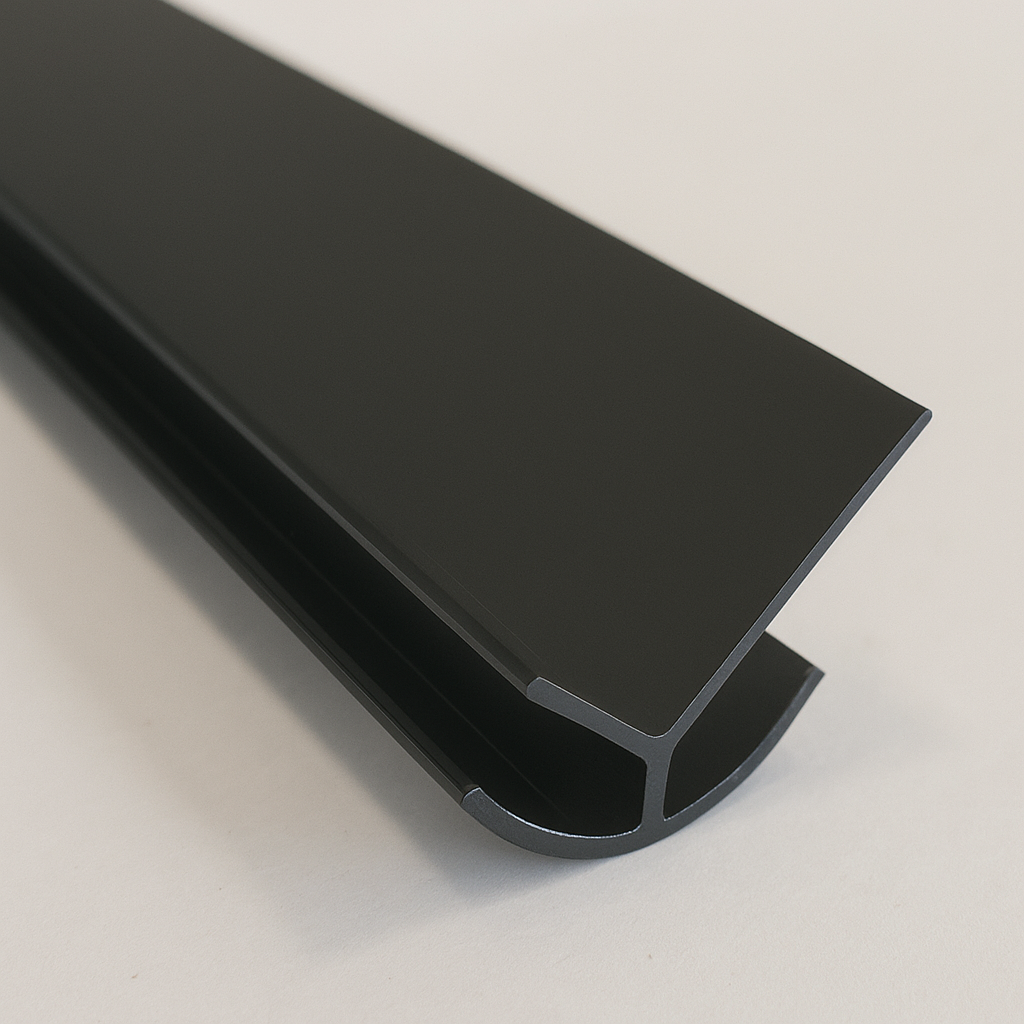 WANDPANEEL Ausseneckenprofil Schwarz 16mm 270cm