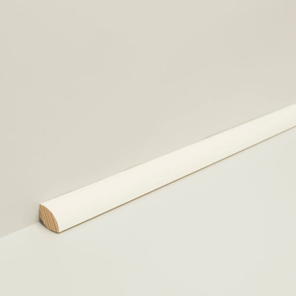 Sockelleiste Kiefer weiß lackiert  (9016) WL10 14x14mm weiß #103 (SB103)